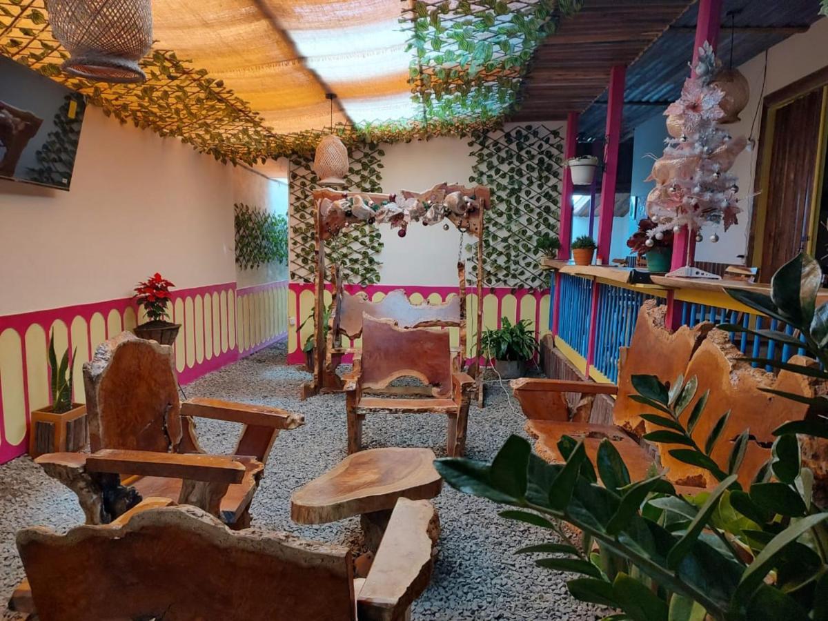 فندق Hostal Casa Madrigal فيلانديا المظهر الخارجي الصورة