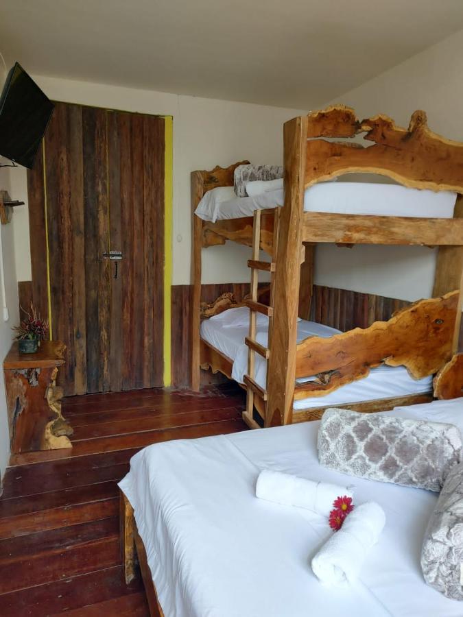 فندق Hostal Casa Madrigal فيلانديا المظهر الخارجي الصورة