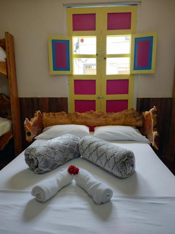 فندق Hostal Casa Madrigal فيلانديا المظهر الخارجي الصورة